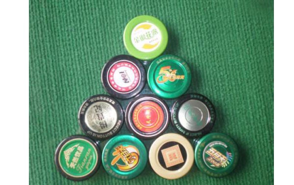 真空旋蓋機(jī)設(shè)備-全自動真空旋蓋機(jī)設(shè)備生產(chǎn)線