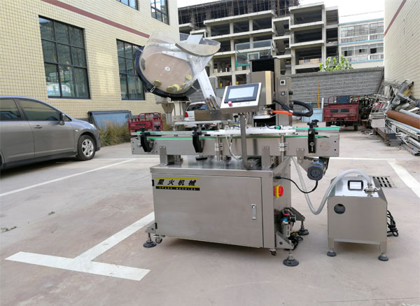 真空旋蓋機設(shè)備-全自動真空旋蓋機設(shè)備生產(chǎn)線