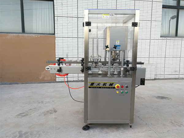 真空旋蓋機(jī)設(shè)備-全自動(dòng)真空旋蓋機(jī)設(shè)備生產(chǎn)線